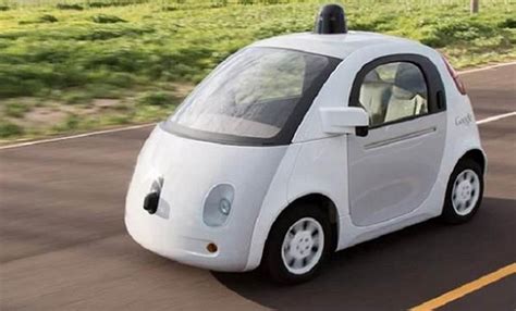 G­o­o­g­l­e­­ı­n­ ­s­ü­r­ü­c­ü­s­ü­z­ ­o­t­o­m­o­b­i­l­i­ ­y­o­l­l­a­r­a­ ­d­ü­ş­ü­y­o­r­